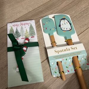 Christmas Themed Spatula Set with Merry Christmas Pad & Pen